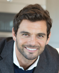 Headshot of Steven Dubb